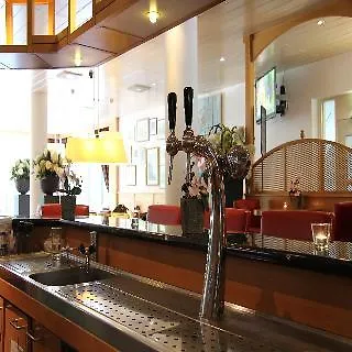 バスティオン アムステル