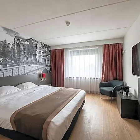 Bastion Amstel 3*
