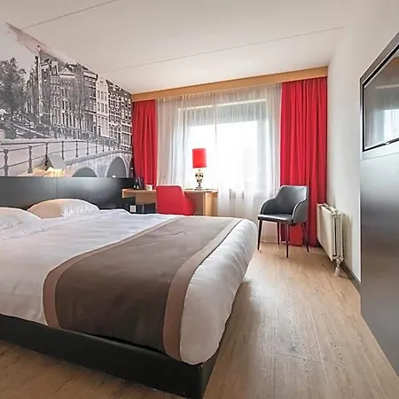 Bastion Amstel 3*