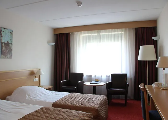 Bastion Amstel Hotel 3*