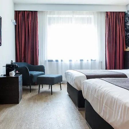 Bastion Amstel Hotel 3*